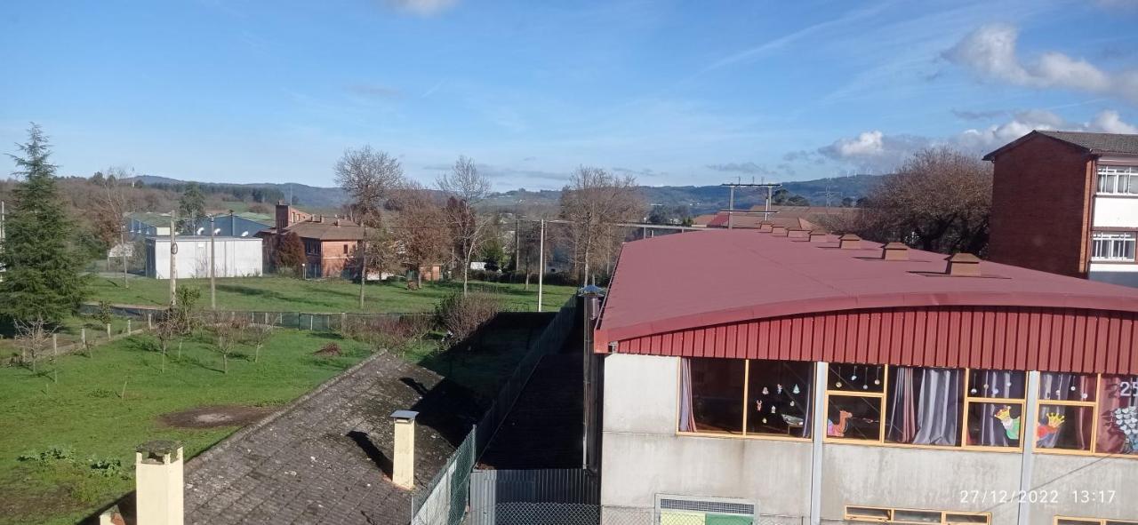 Apartmán Piso Estacion Silleda Exteriér fotografie