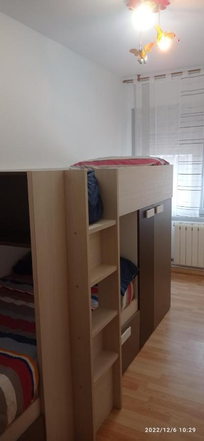Apartmán Piso Estacion Silleda Exteriér fotografie